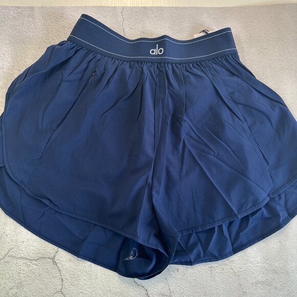 ALO Yoga Pants - Women's Alo Yoga Shorts Casual Athletic Pants Size M